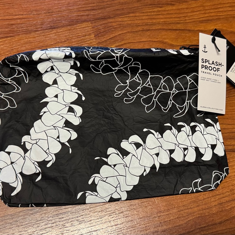 ALOHA COLLECTION SMALL PUAKENIKENI